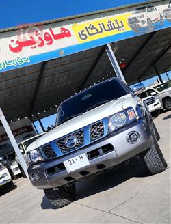 نیسان پاترۆل سەفاری